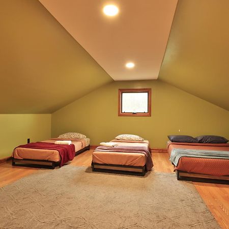 The Chariot - Creek Front With Hottub, Fire Pits, Billiards, Ev Charger - Sandalwood Stays Blue Ridge Kültér fotó