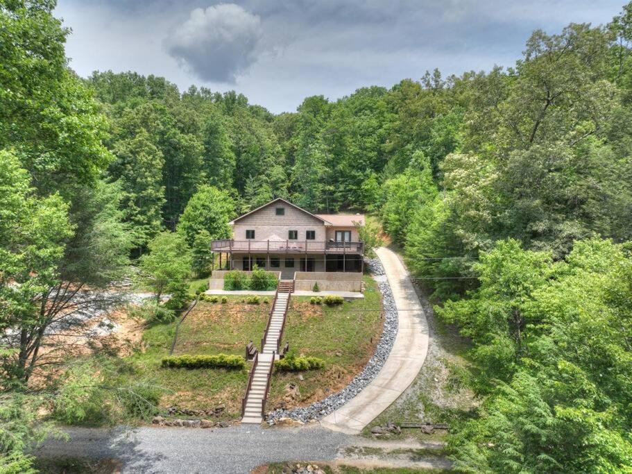 The Chariot - Creek Front With Hottub, Fire Pits, Billiards, Ev Charger - Sandalwood Stays Blue Ridge Kültér fotó
