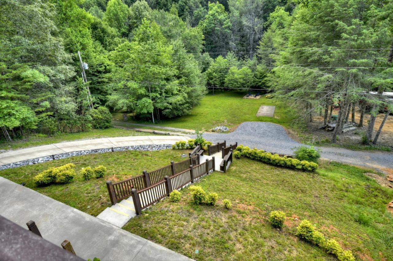 The Chariot - Creek Front With Hottub, Fire Pits, Billiards, Ev Charger - Sandalwood Stays Blue Ridge Kültér fotó